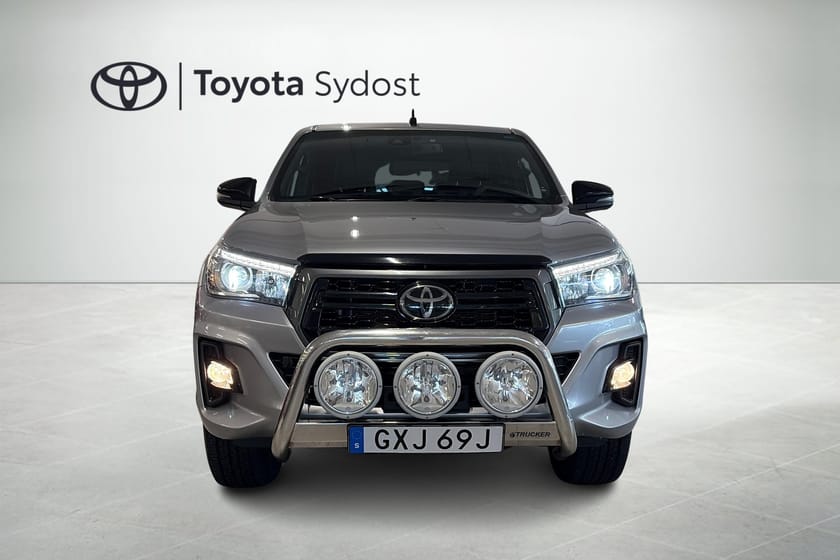 Bild 5 av Toyota Hilux Dubbelhytt Kåpa Båge