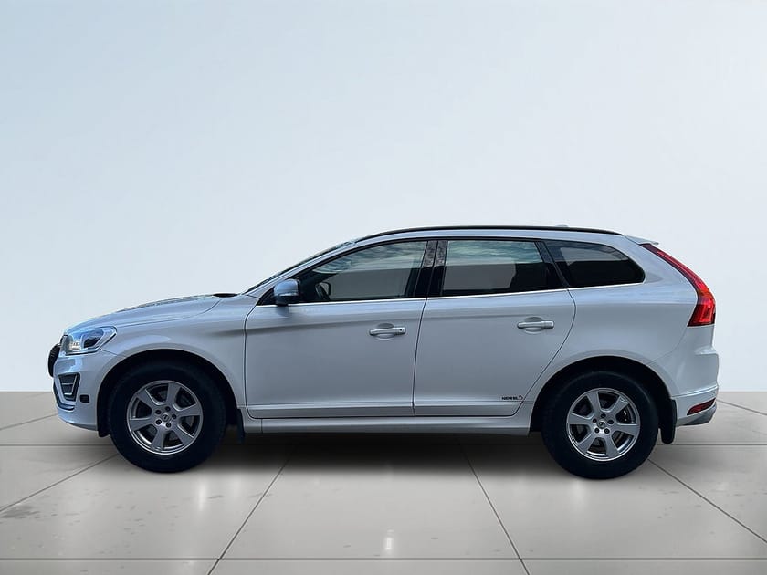 Bild 4 av Volvo XC60 D4 AWD R-Design/Drag/SoV-Däck/MoK/D-värm/B-Kamera/Pano