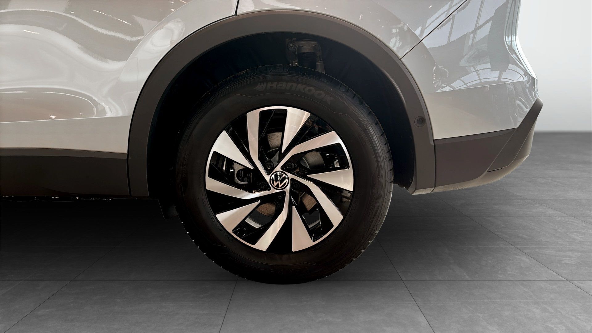 Volkswagen Tiguan 1,5 eTSI 2026, bild 6/10