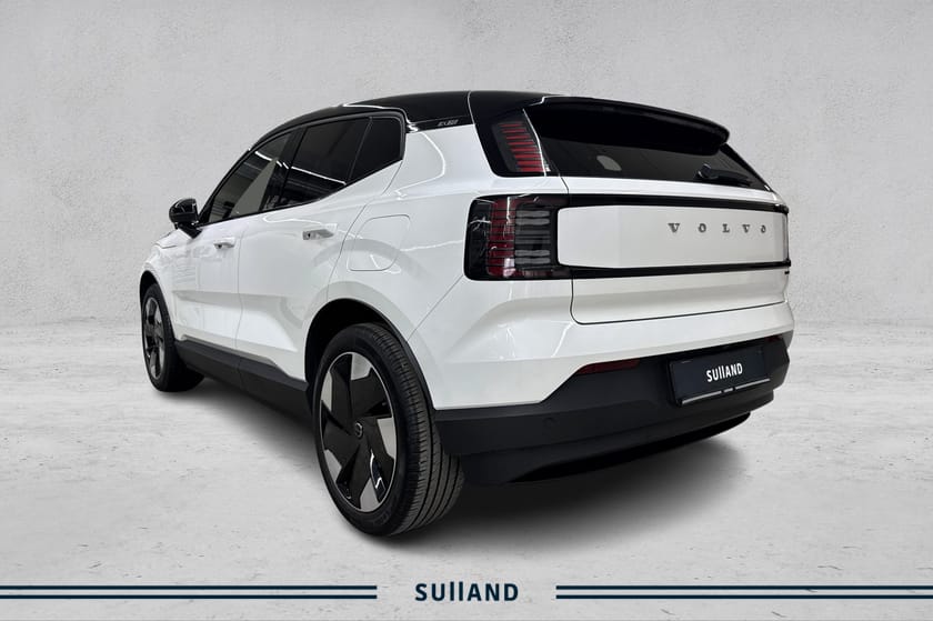 Bilde 3 av Volvo EX30 Twin Motor Performance Plus AWD