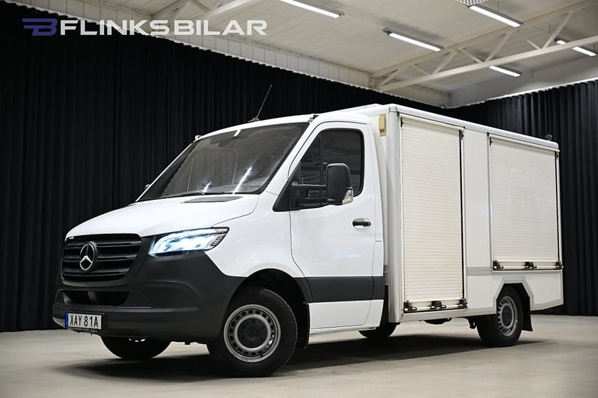 Bild 1 av Mercedes-Benz Sprinter 316 CDI Chassi Påbyggt-Skåp|V-Inredd|LED|SeUtr!