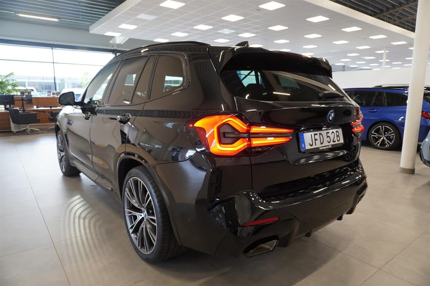 Bild 4 av BMW X3 xDrive30e xDrive 30e M-Sport Pro Laser Pano HUD H K 21