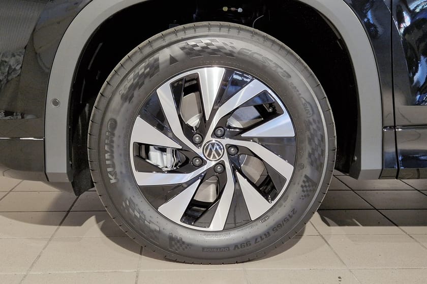 Bild 3 av Volkswagen Tayron LIFE ETSI 150 HK DSG7