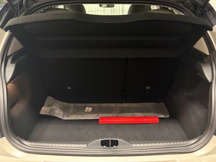Bild 5 av Citroën C3 Shine PureTech 110 AUT