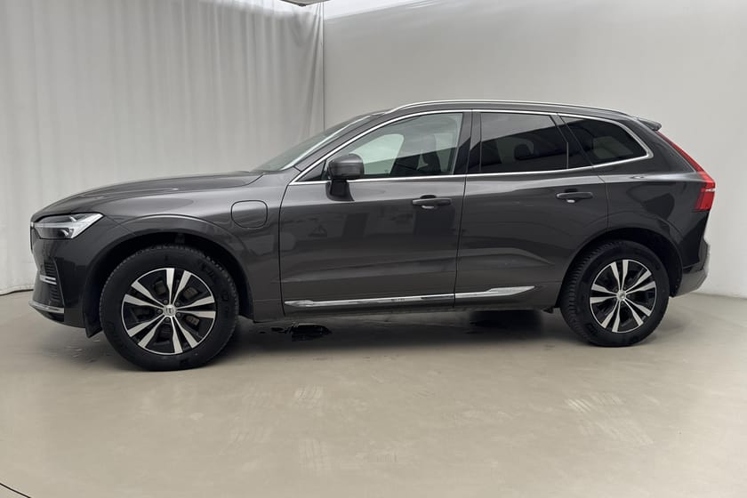 Bild 2 av Volvo XC60 T6 AWD Recharge Core Ed, Läder, Panorama