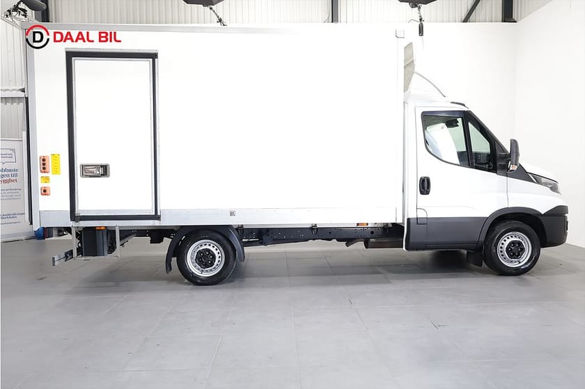 Bild 5 av Iveco Daily 35-160 Chassi Cab 2.3 HI-MATIC 156HK P-VÄRM FATHÅLLARE