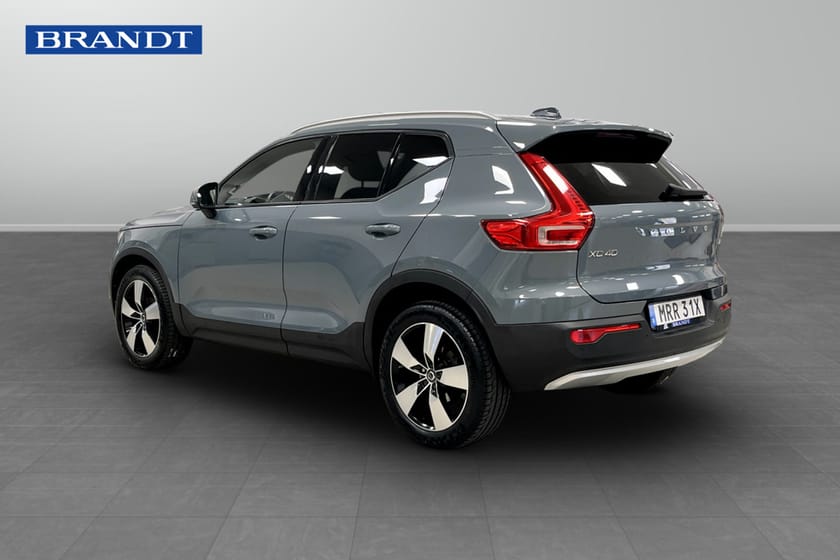 Bild 3 av Volvo XC40 T2 FWD Momentum Advanced