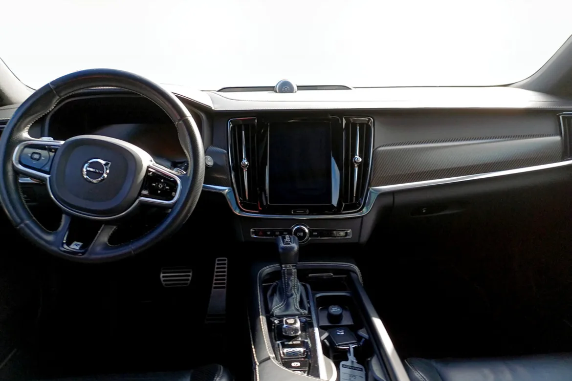 Volvo V90