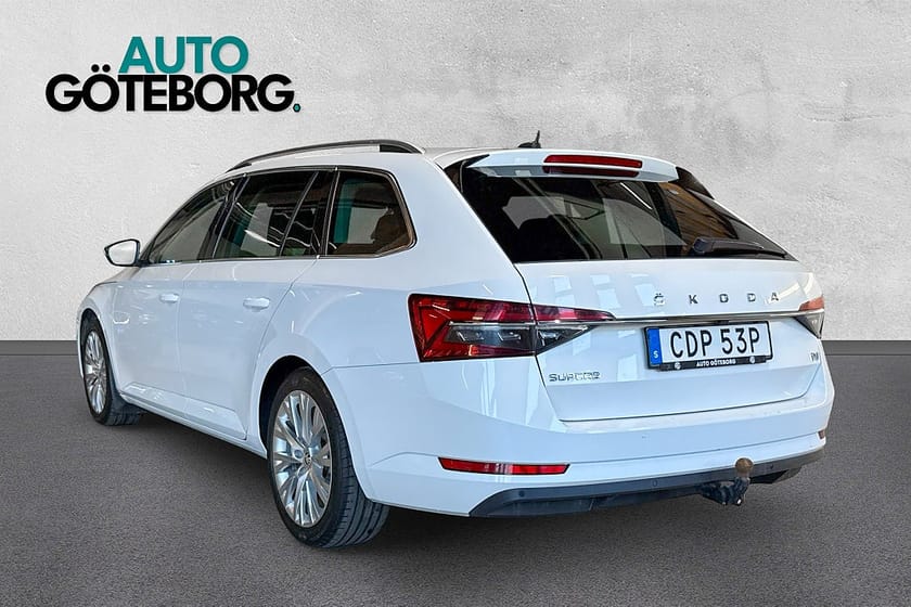 Bild 4 av Škoda Superb iV Kombi Skoda 1.4 TSI Business Edition Style Drag 1-Ägare