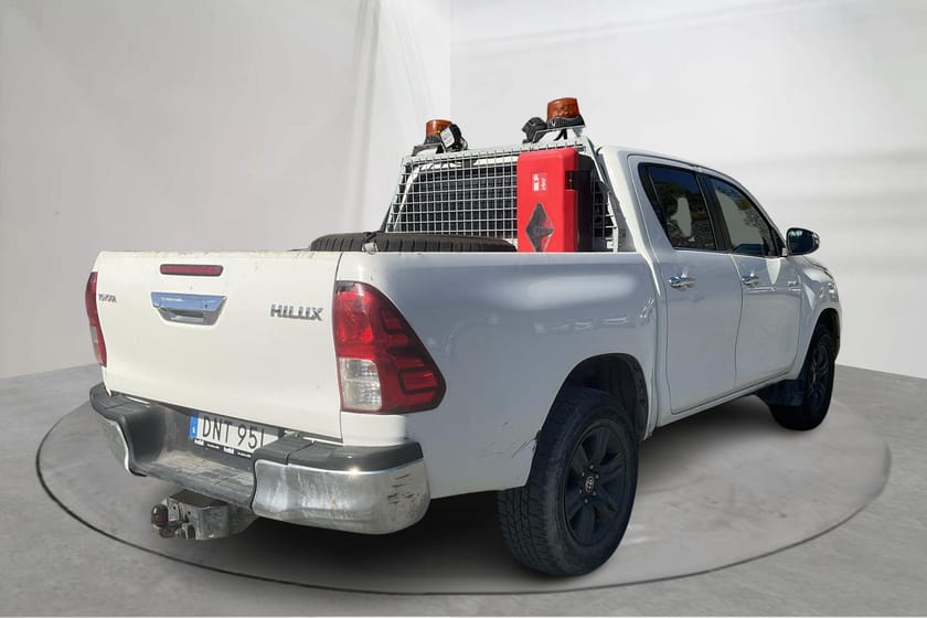 Bild 3 av Toyota Hilux Dubbelhytt 2.4 D 4WD (150hk) Värmare Drag