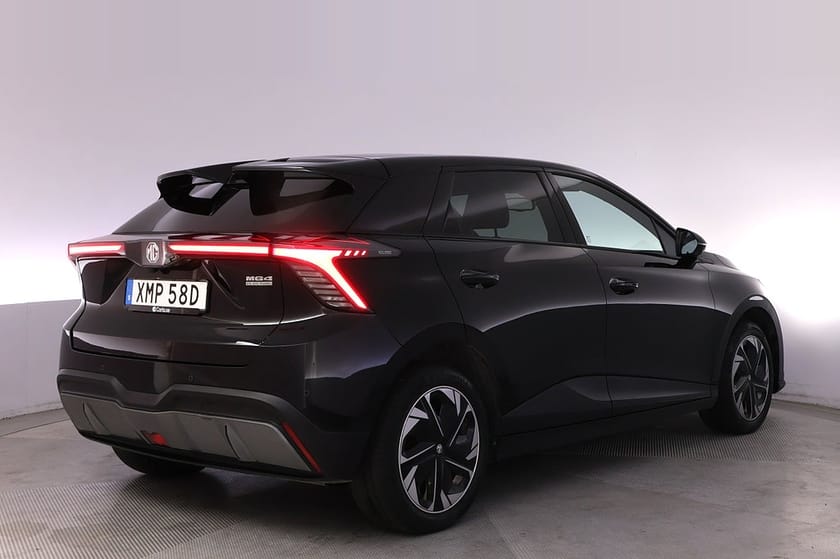 Bild 5 av MG 4 Electric Long Range 64 kWh Luxury Värmepump BLIS Pilot 360