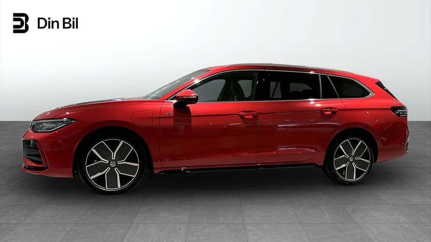 Bild 2 av Volkswagen Passat Variant eHybrid 272 DSG6 R-LINE