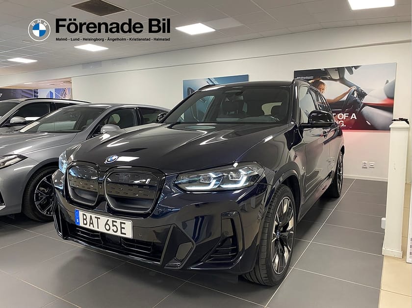 Bild 1 av BMW iX3 M-sport 4,95% ränta Adaptiv Farthållare HUD H/K Keyless