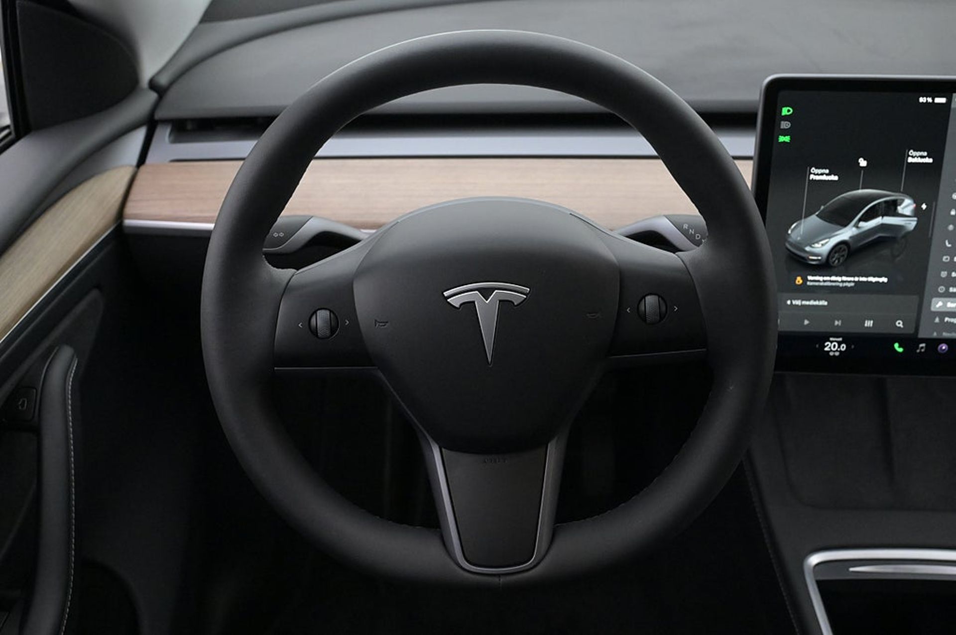 Tesla Model Y 2025, bild 7/10
