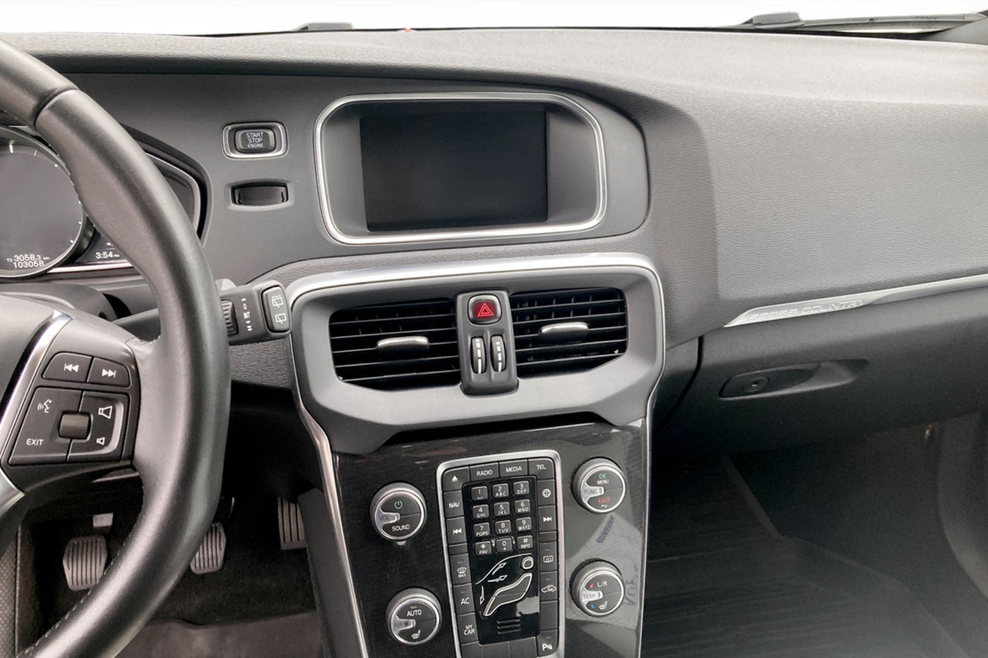 Volvo V40 Cross Country D3 2019, photo 6/9