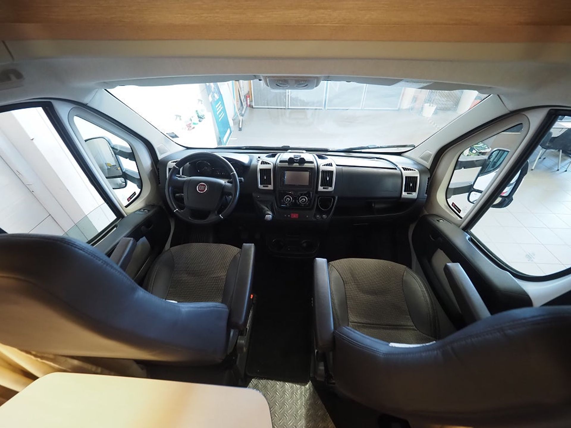 Capron Campervan Fiat 2.3 MultiJet 2016, bild 7/10