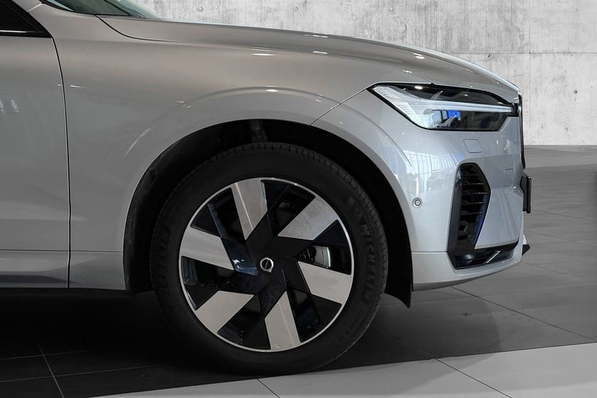 Bilde 5 av Volvo XC60 Recharge T6II Ult Dark KROK|PANO|HUD|360|H&K