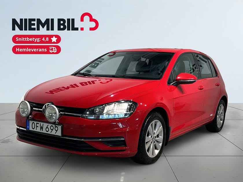 Bild 1 av Volkswagen Golf 5-dörrar 1.0 TSI Kamera Drag Extraljus Mvärm S/V-hjul