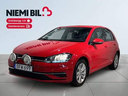 Volkswagen Golf 5-dörrar 1.0 TSI Kamera Drag Extraljus Mvärm S/V-hjul