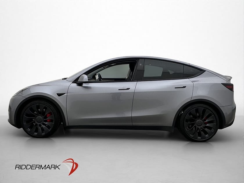 Bild 5 av Tesla Model Y Performance AWD Kamera Drag Autopilot MOMS