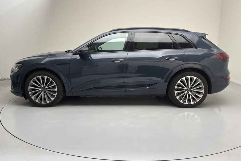 Bild 2 av Audi Q8 55 e-tron quattro (408hk)