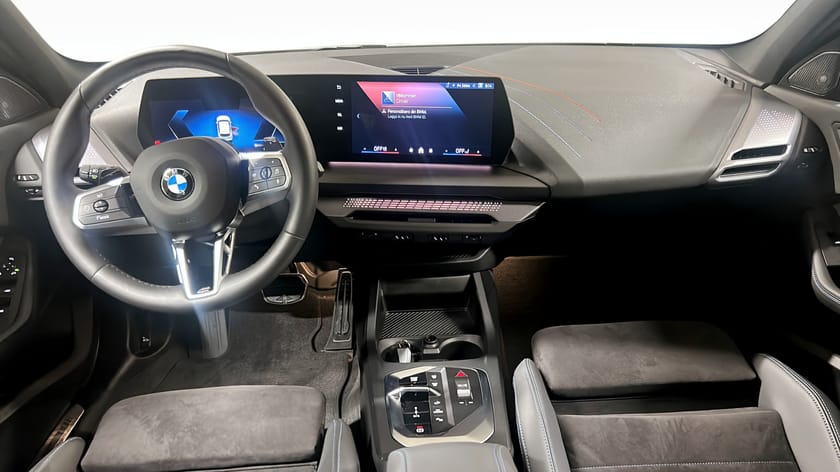 Bild 4 av BMW 120 Steptronic M-sport paket Rattvärme H/K Ljud
