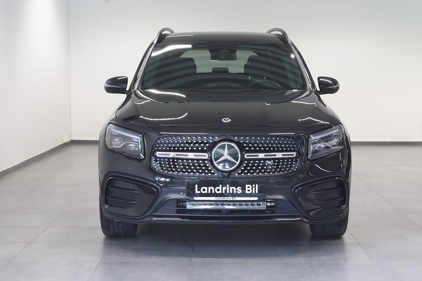Bild 2 av Mercedes-Benz GLB 220 d 4MATIC 220d AMG Line Premium Adaptivt chassie