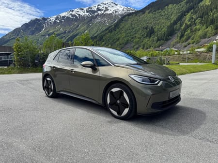 Volkswagen ID.3 Pro Performance fl int v3    58kwh  204hk