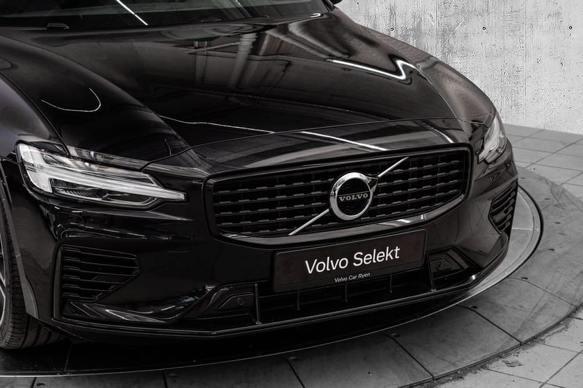 Bilde 2 av Volvo V60 T6 AWD Plug In Hybrid R-Design 340Hk. Hengerfeste!