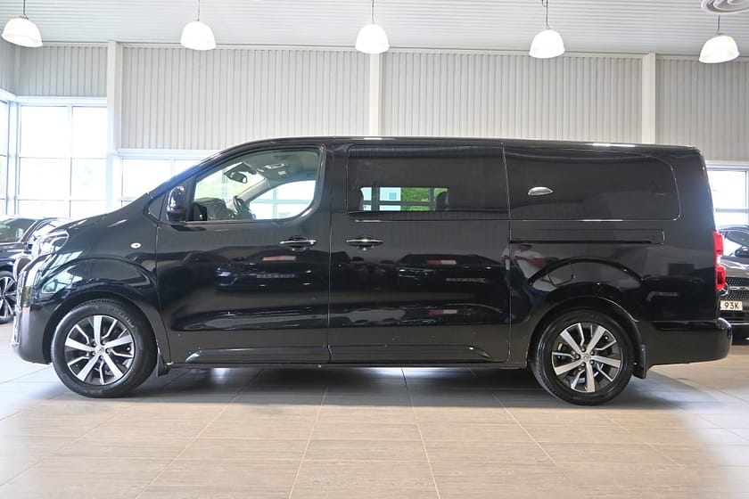 Bild 2 av Toyota Proace Verso 2.0 D Premium 8-sits El-dörrar HUD