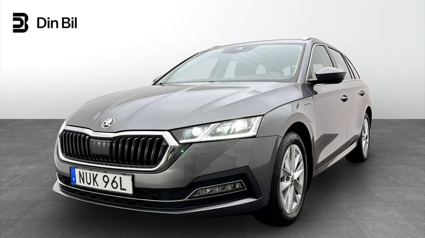 Bild 1 av Škoda Octavia Kombi iV Style 204hk DSG /Värmare/Drag/DCC