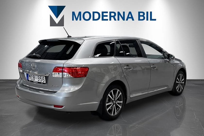 Bild 5 av Toyota Avensis Kombi 2.0 D-4D 124hk Business M-värm B-kam Fullservad