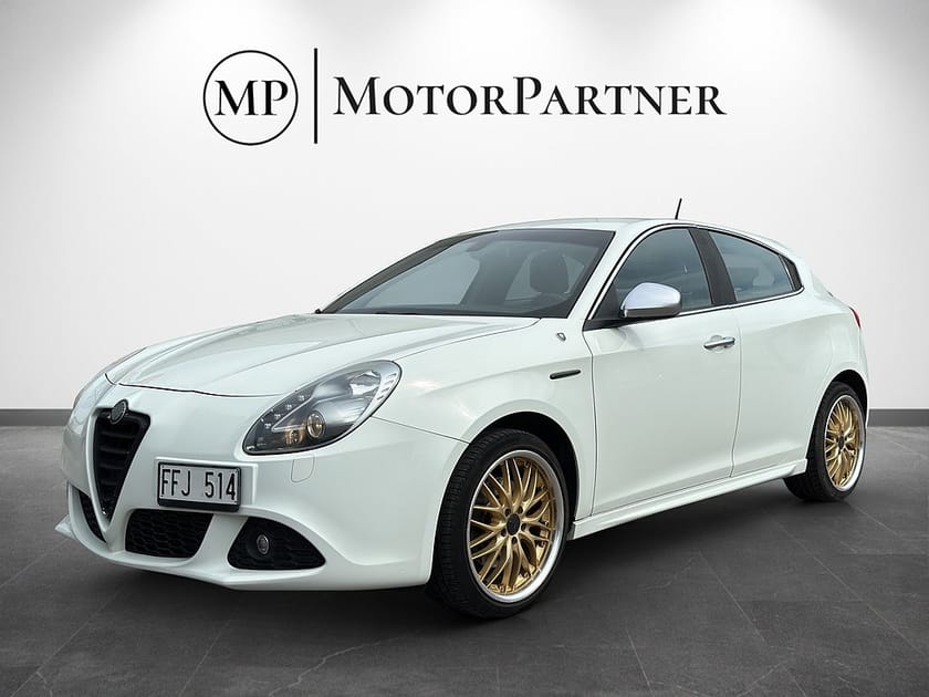 Bild 3 av Alfa Romeo Giulietta 2.0 JTDM 16V TCT Distinctive Automat
