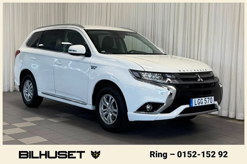 Bild 1 av Mitsubishi Outlander PHEV CVT City Dragkrok B-Kamera Keyless