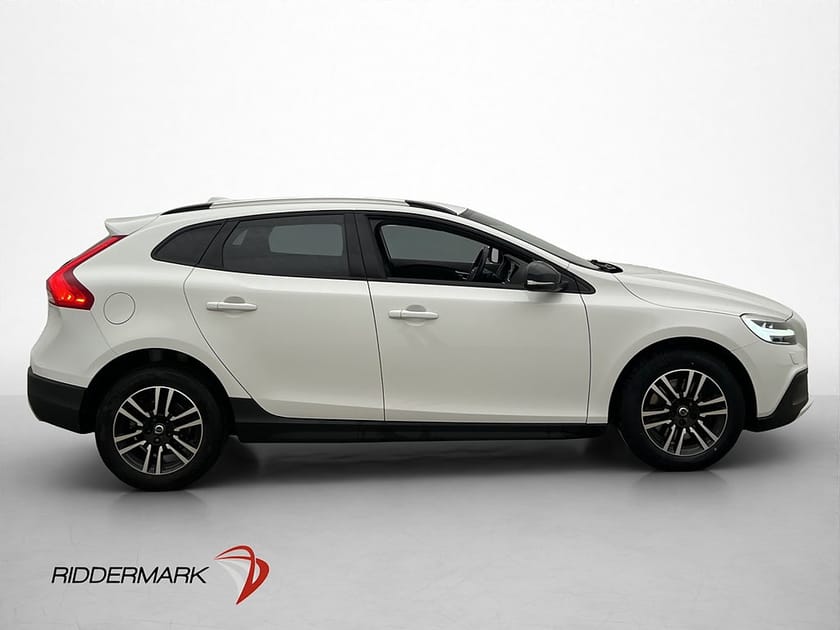 Bild 4 av Volvo V40 Cross Country T3 Plus Värmare P-Sensorer Bluetooth