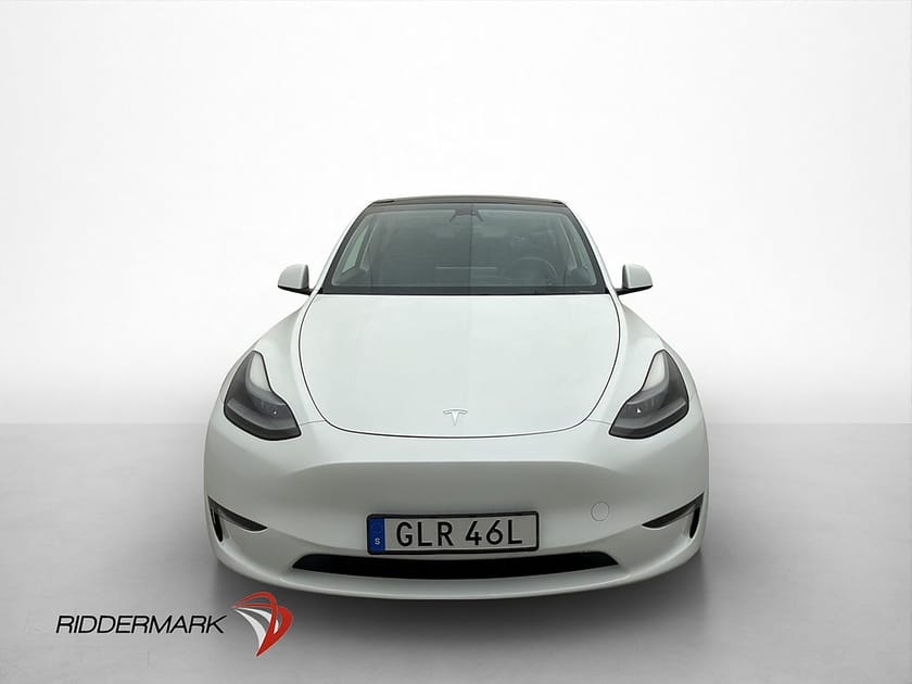 Bild 3 av Tesla Model Y Long Range AWD MOMS Autopilot En-Brukare