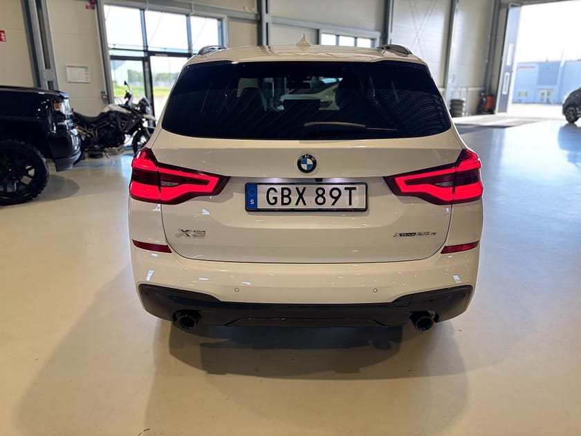 Bild 4 av BMW X3 xDrive30e Steptronic M Sport, HK / HUD