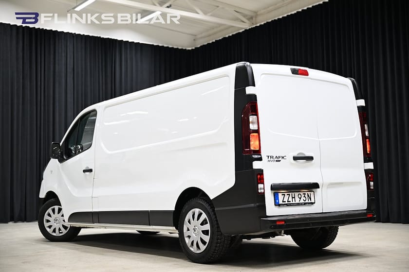 Bild 4 av Renault Trafic Skåpbil dCi 145HK L2|Automat|LED|Inredd|Värmare|Backkamera|Moms