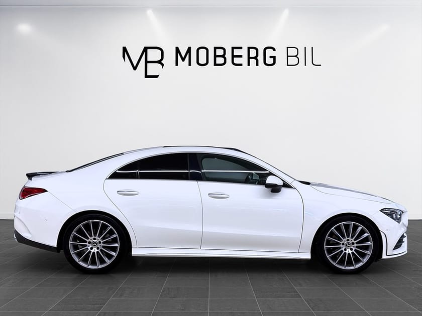 Bild 4 av Mercedes-Benz CLA 250 4MATIC AMG Bur Navi Keyless PDC