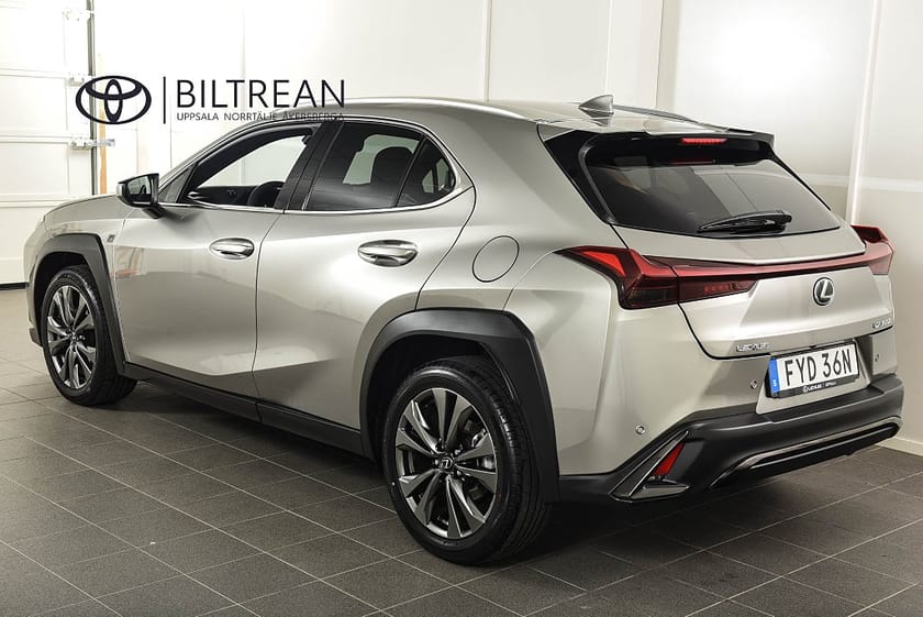 Bild 3 av Lexus UX 300h UX300h F-Sport Design