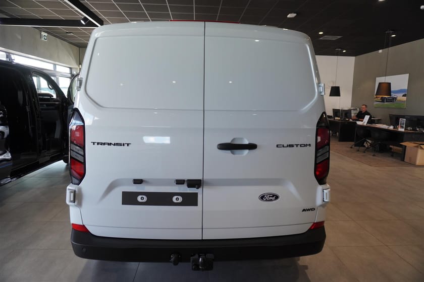 Bild 5 av Ford Transit Custom 320 Skåp Trend 320l 2.0l Ecoblue 170hk 8-Växlad Automat FWD Diesel