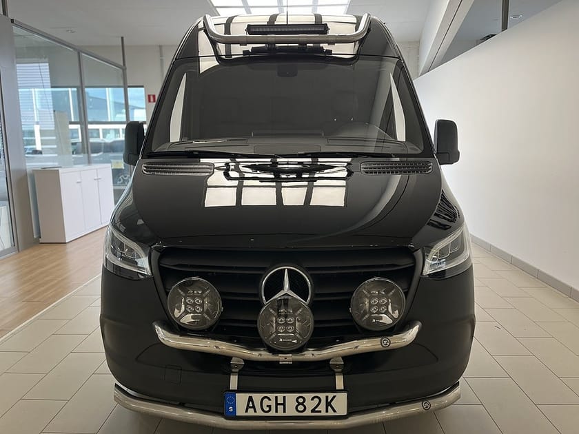 Bild 2 av Mercedes-Benz Sprinter 319 CDI Panel Van 190HK 9G-Tronic|B-kam|Värmare|NAVI|V-Hjul