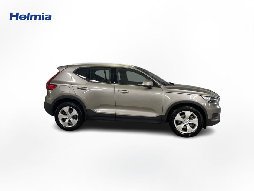 Bild 2 av Volvo XC40 B4 AWD Bensin Momentum Advanced Edt