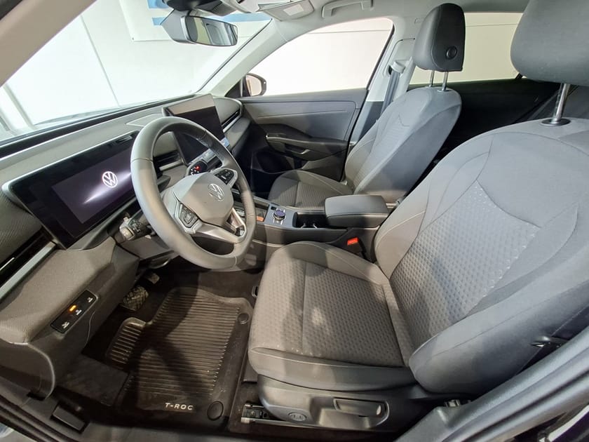 Bild 5 av Volkswagen T-Roc LIFE 1.5 ETSI 110 KW / (150 HK) 7