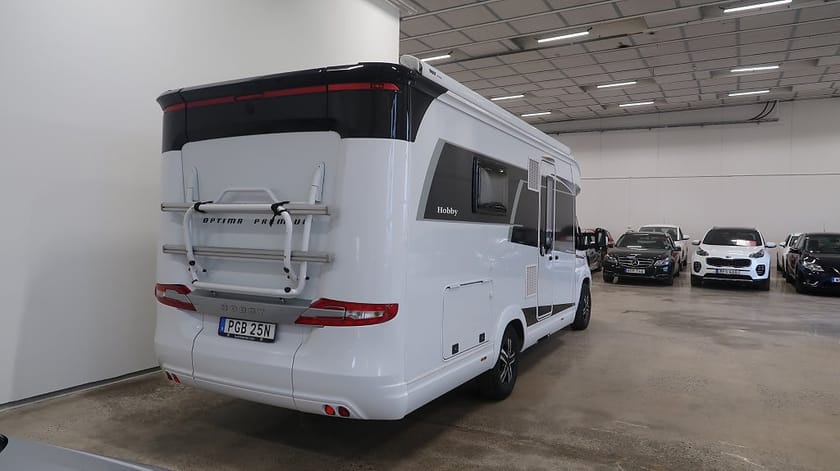 Bild 3 av Hobby Campervan Fiat Optima Premium T70 E Långbädd 3500kg 150hk