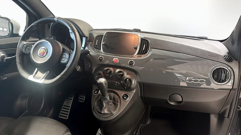 Bild 4 av Abarth 595 1.4 T-JET 16V Manuell, 145hk,