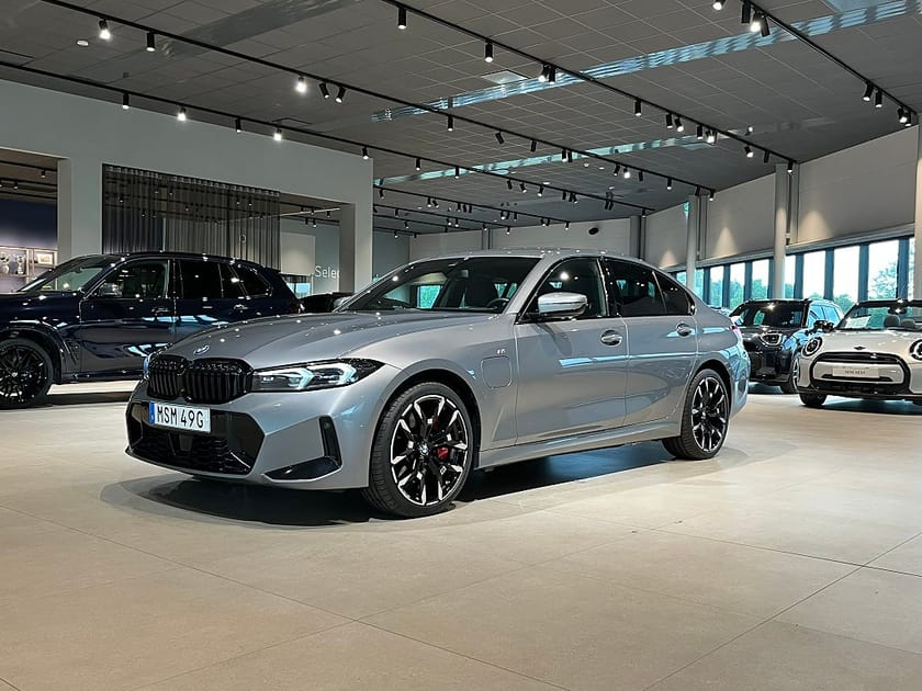 Bild 1 av BMW 330e xDrive Sedan M Sport Pro Rattvärme H/K Drag