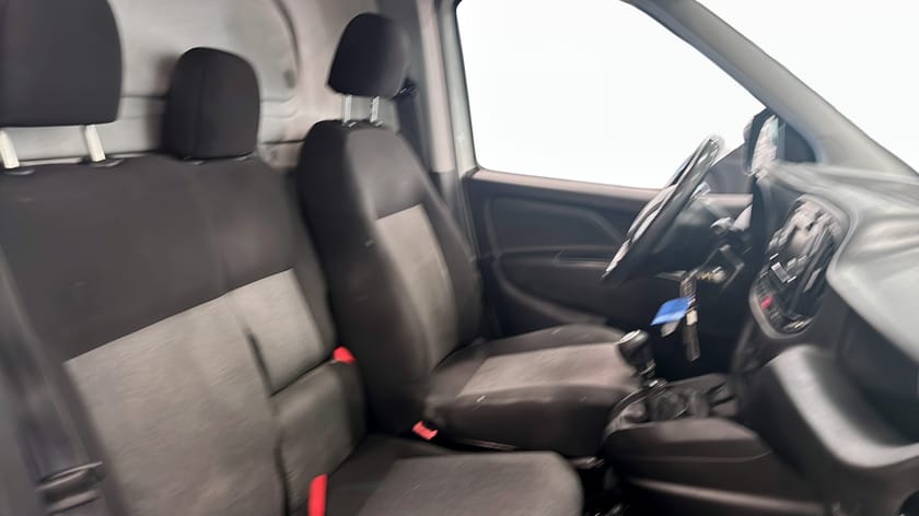 Bild 3 av Fiat Doblò Van DOBLO SKÅP NORDIC 2 L1H1 1.6 MJT 105 HK E6