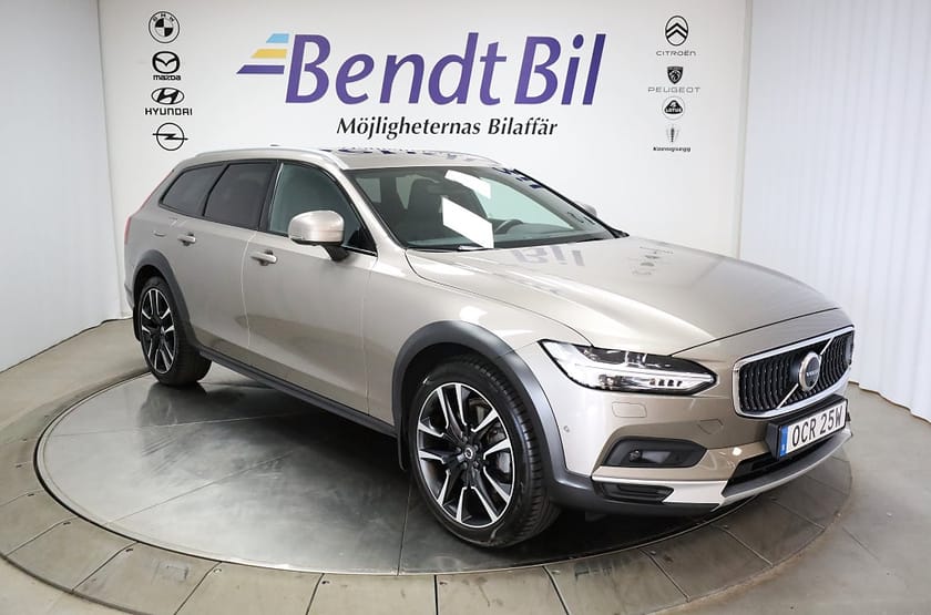 Bild 1 av Volvo V90 Cross Country B4 AWD Polestar Engineered/ Glastak