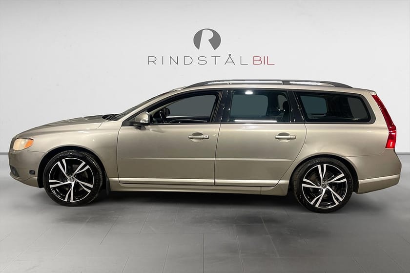 Bild 4 av Volvo V70 2.5FT 200 HK MOMENTUM DRAG PDC M&K 19900MIL NYSERV 18"